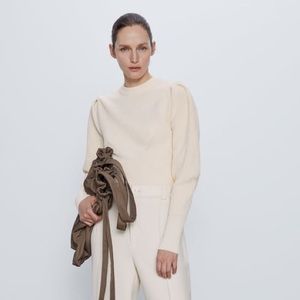 NWOT ZARA Balloon Sleeve Knit Sweater